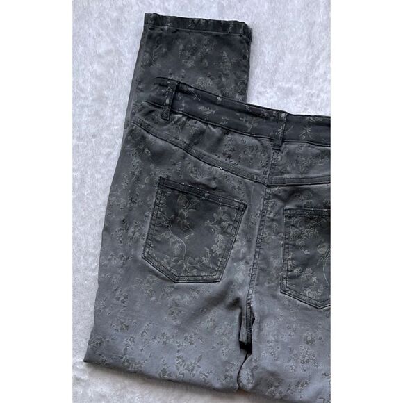 MADELEINE Slim Five Pocket with Flock Print Ombré Effect in Sage Green, Size 8P - Picture 15 of 16